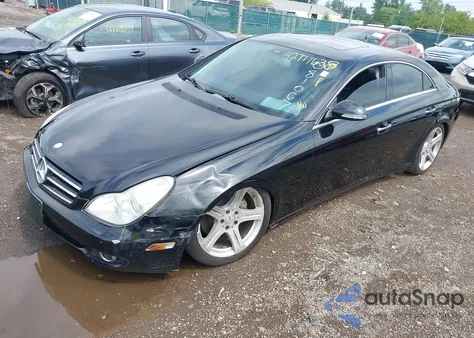 2007 Mercedes-Benz Cls 550 z USA, uszkodzony, nr VIN WDDDJ72X17A081067